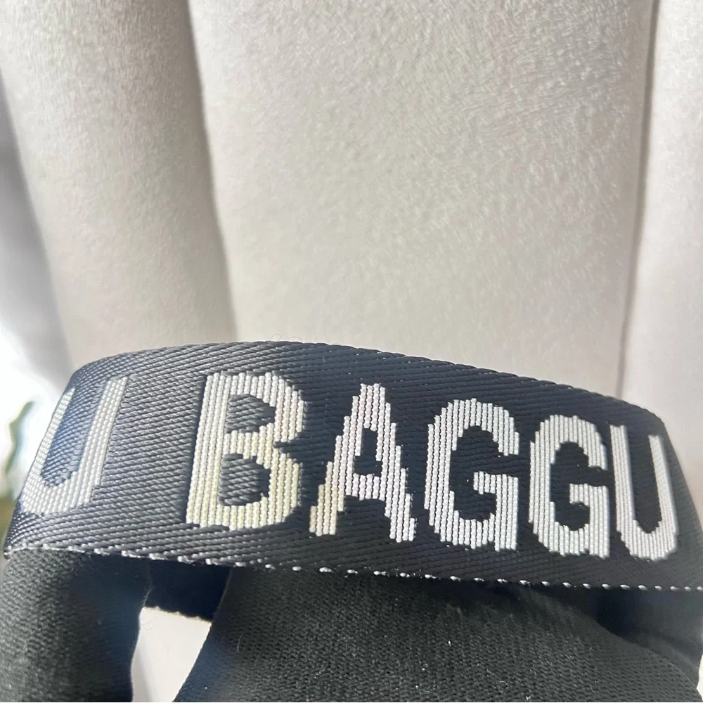 ིྀི ˚𓃹Black Baggu Keychain    ིྀི ˚𓃹 - Picture 5 of 8